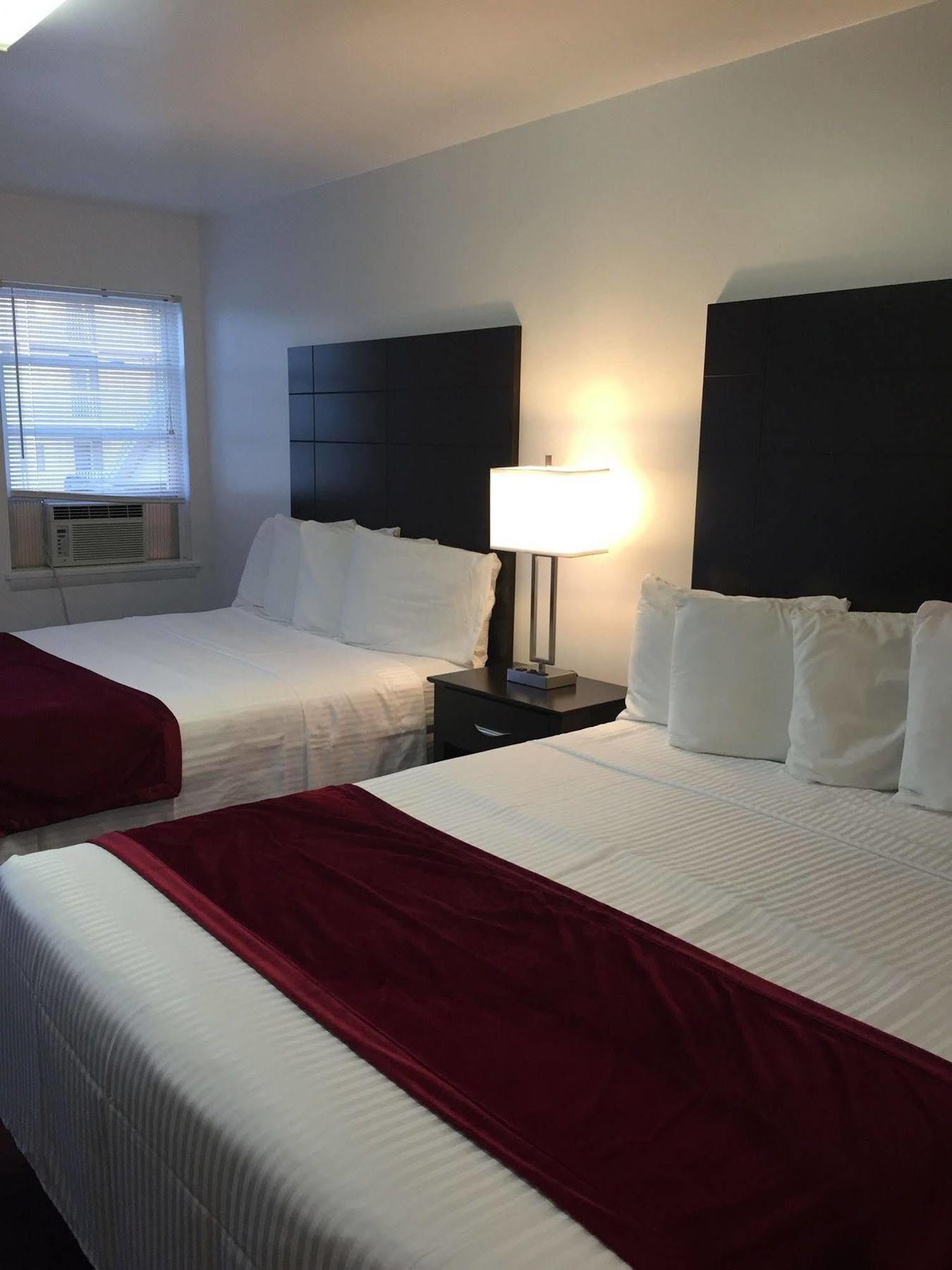 The Wellington Hotel & Suites Oceanblock Ocean City Bagian luar foto