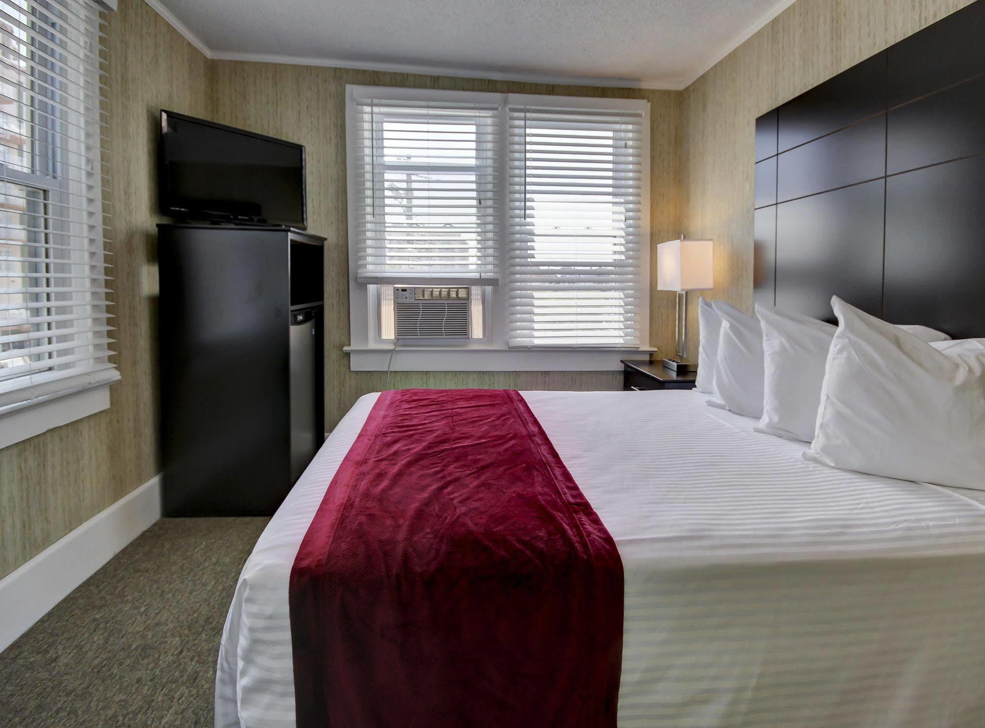 The Wellington Hotel & Suites Oceanblock Ocean City Bagian luar foto